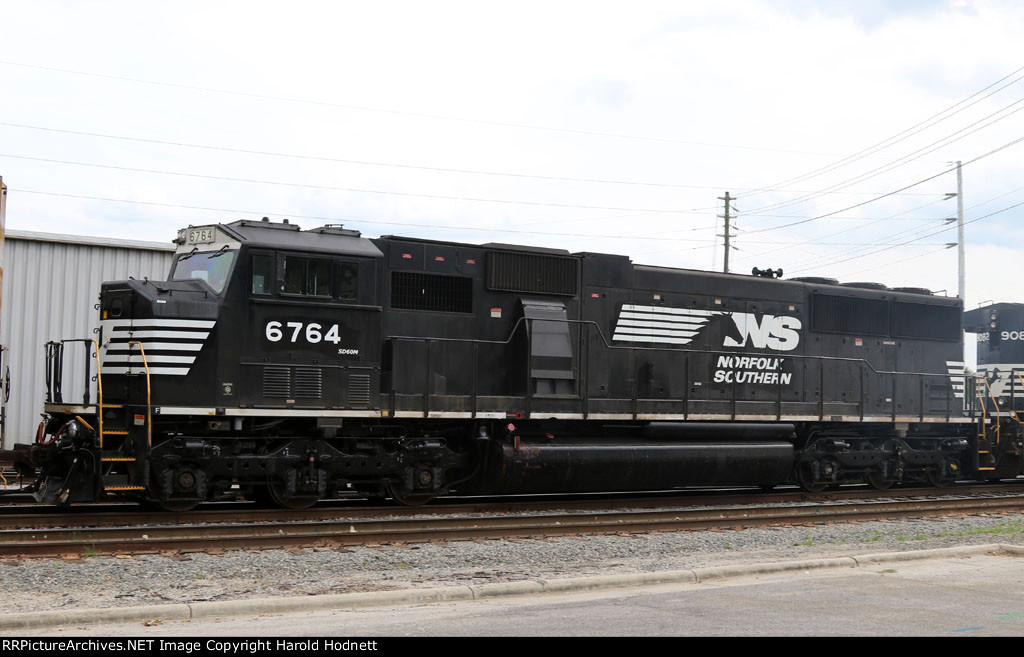 NS 6764